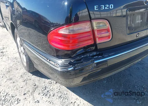 2002 Mercedes-Benz E 320 Special Edition из США, поврежденный, VIN WDBJF65J82B406623